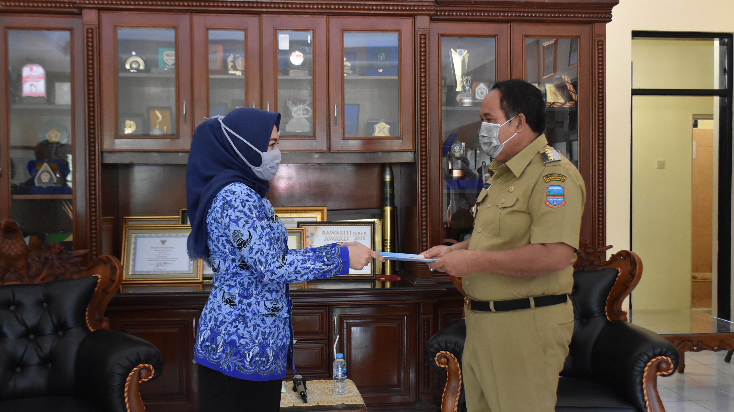 Penyerahan Simbolis SK CPNS Tahun 2018