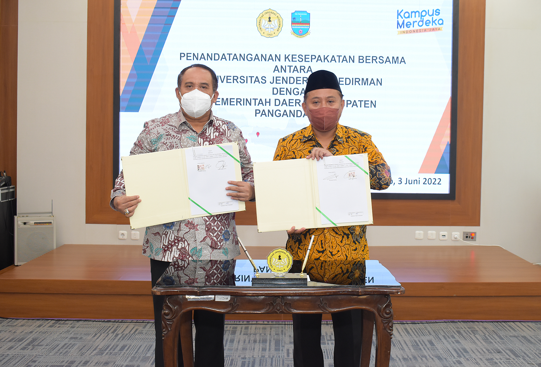 Penandatanganan Kesepakatan Bersama antara Universitas Jenderal Soedirman dan Pemerintah Kabupaten Pangandaran