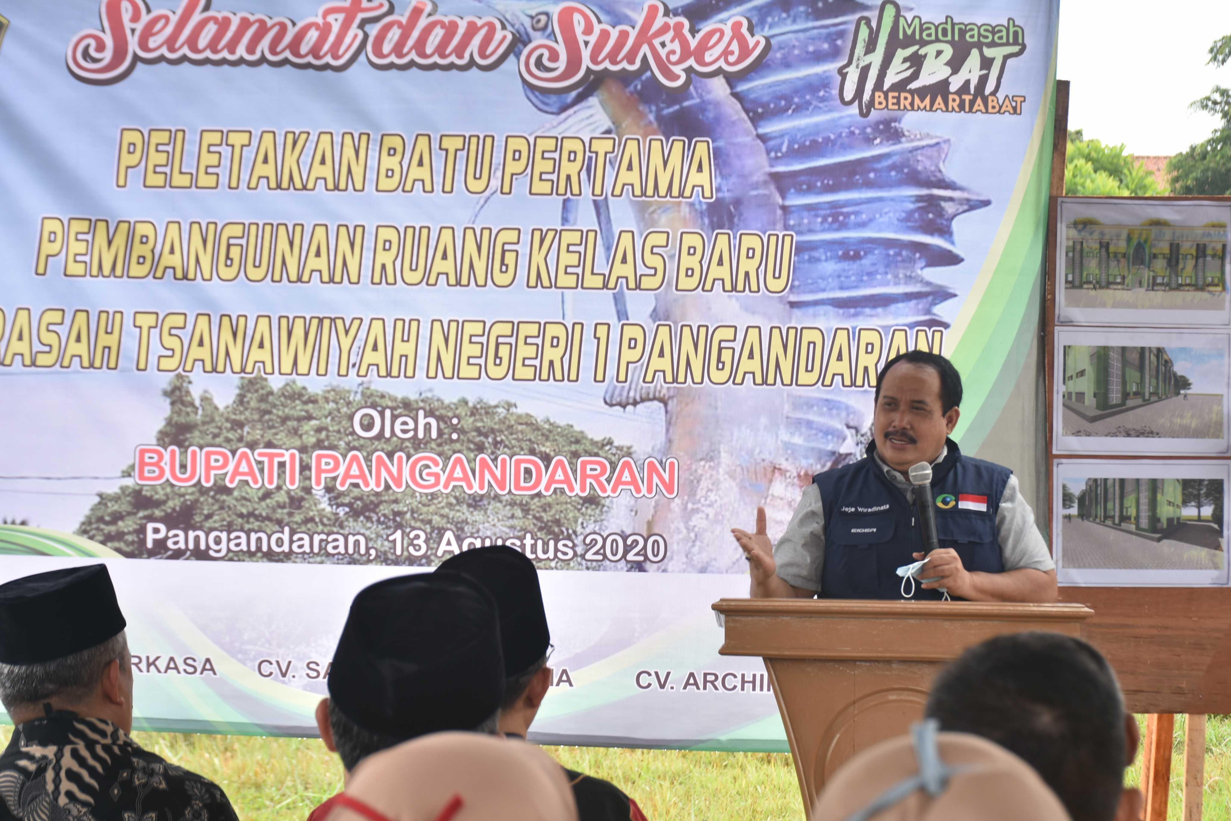 Peletakan Batu Pertama Pembangunan Ruang Kelas Baru MTS Negeri 1 Pangandaran