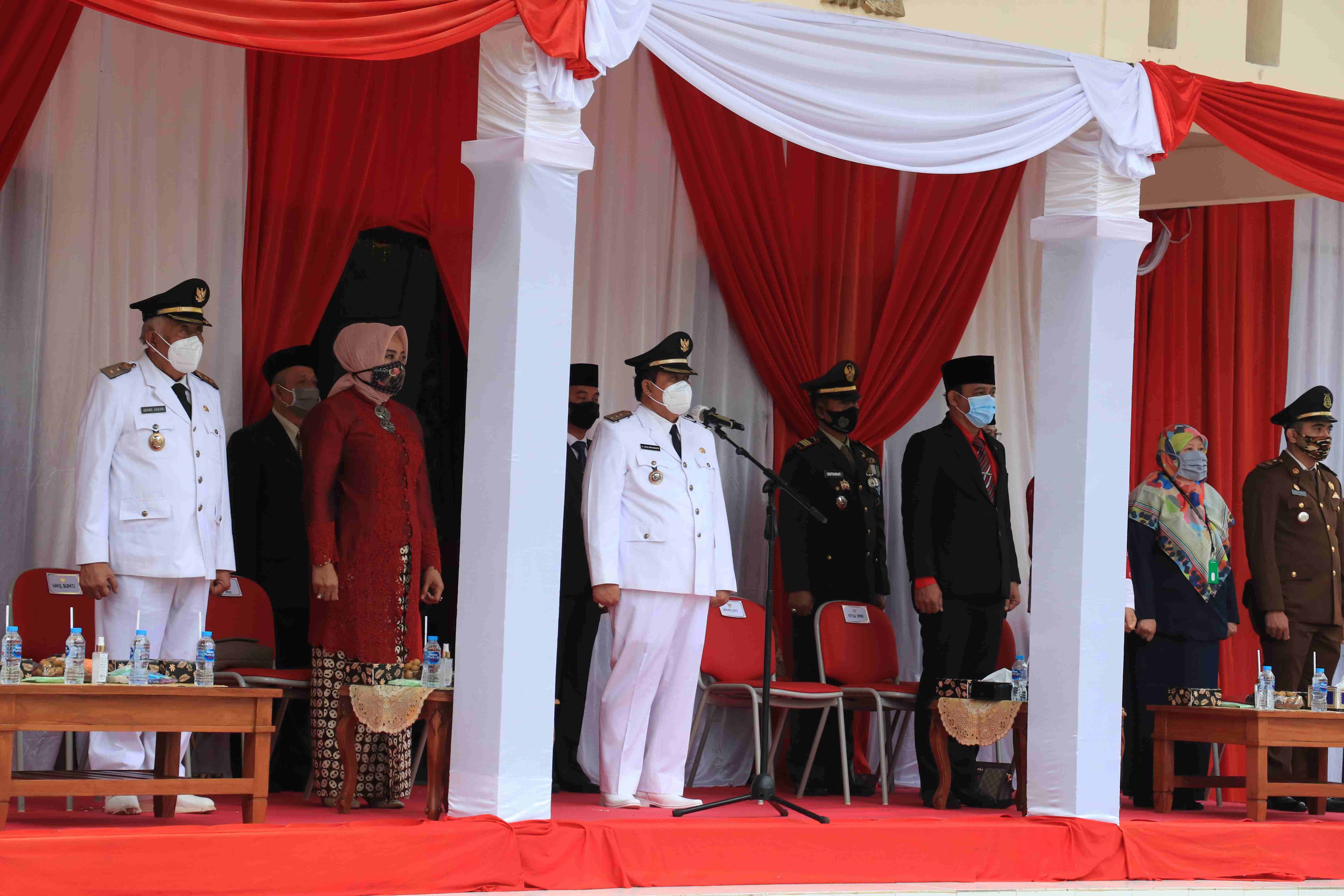 Upacara Pengibaran Bendera