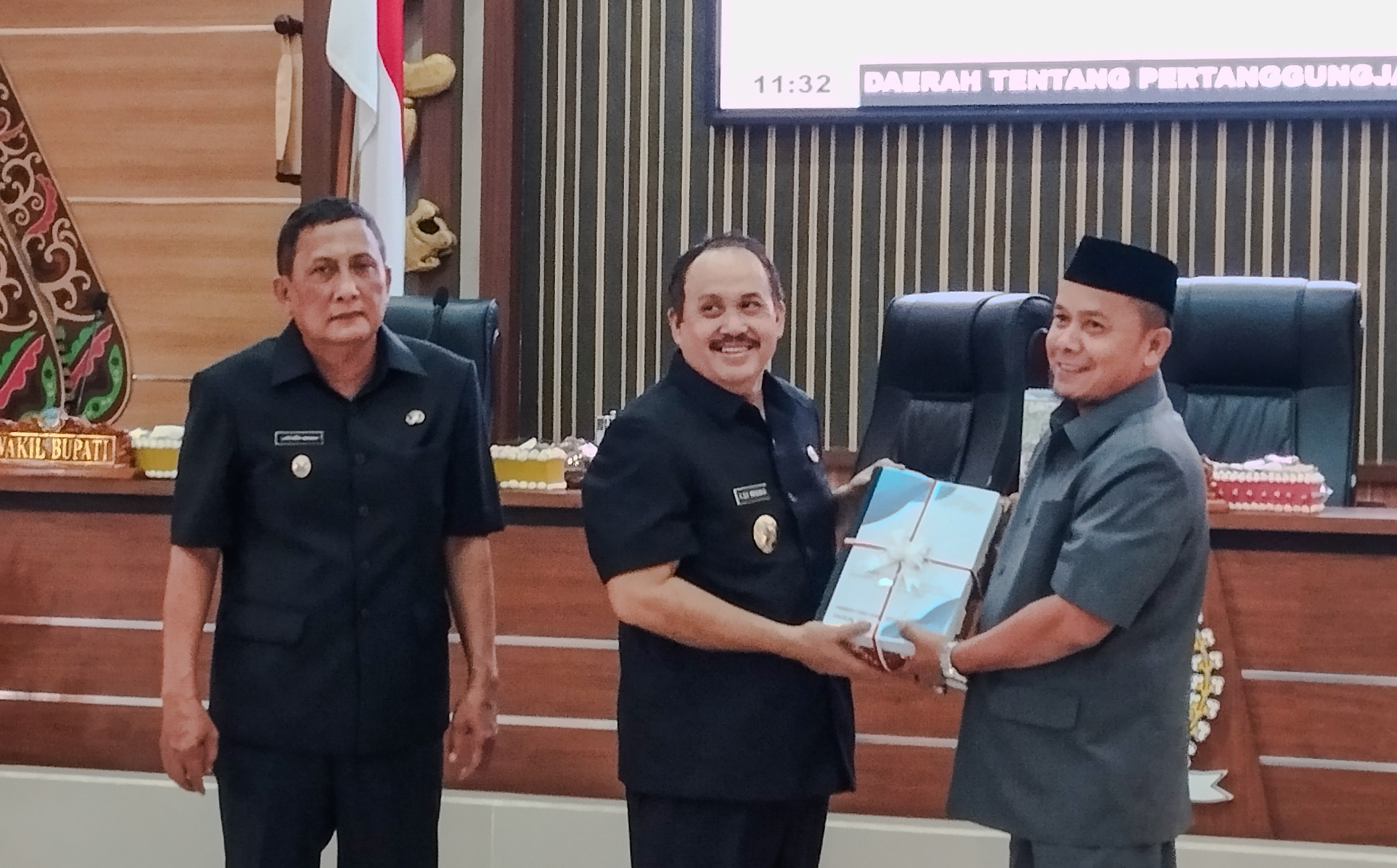 PANSUS IV DIBENTUK UNTUK MEMBAHAS RAPERDA TENTANG P2APBD TAHUN ANGGARAN 2023