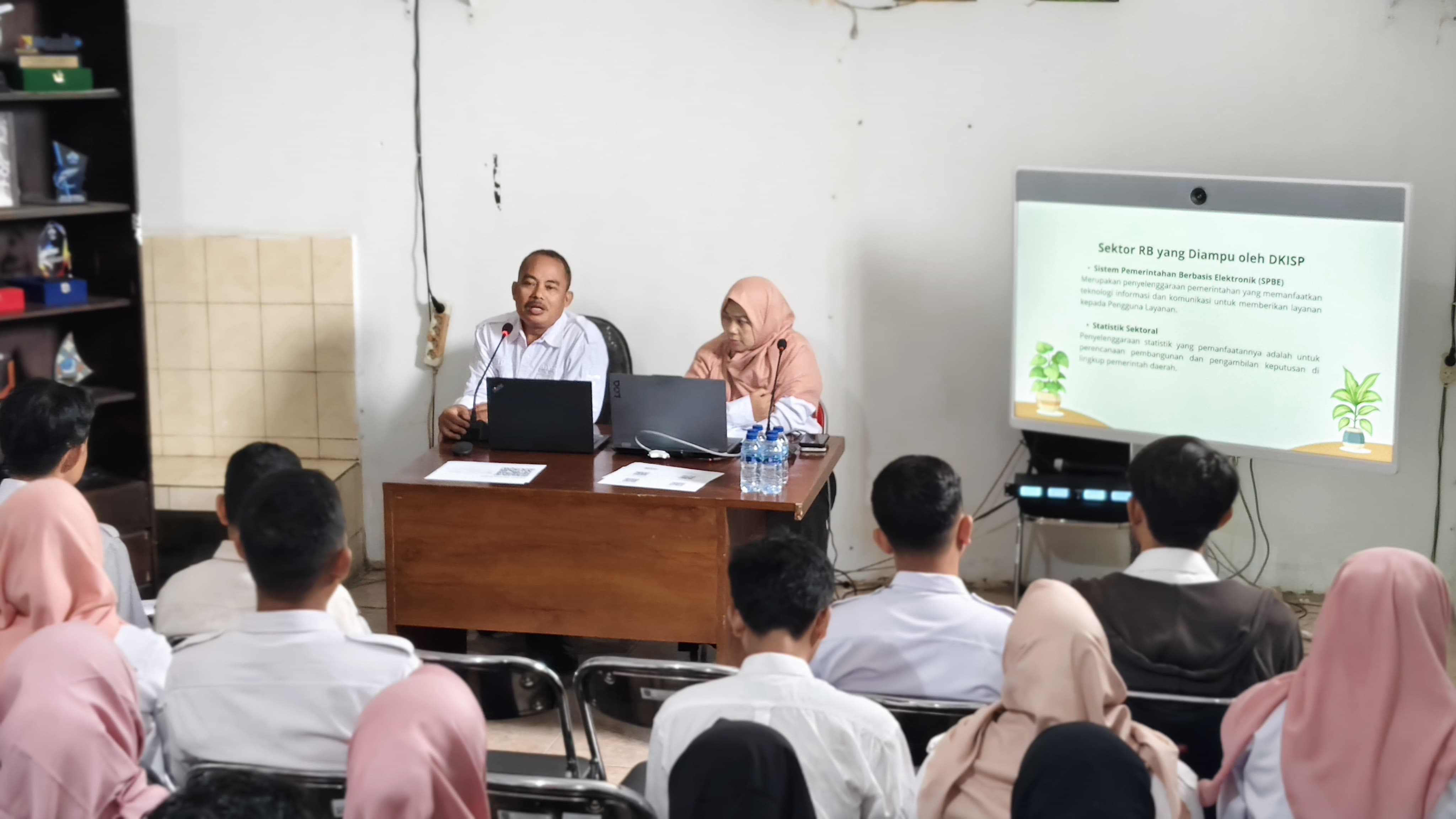 Diskominfo Pangandaran Dorong Percepatan Reformasi Birokrasi Melalui Sosialisasi SPBE dan Statistik Sektoral